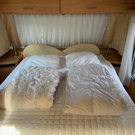 אתר קמפינג Klit Caravans לוקן